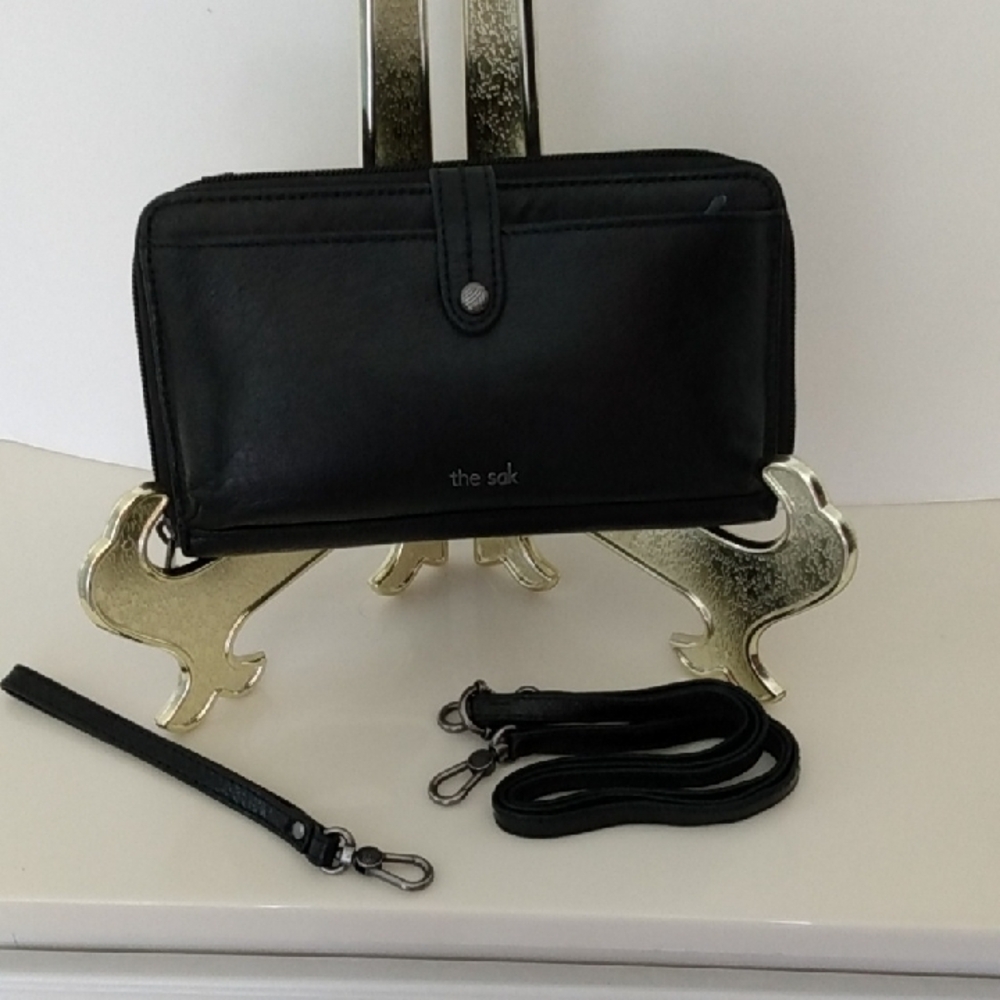 The Sak Black Leather Crossbody Wallet